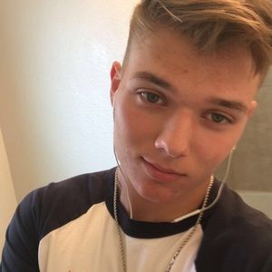 Meet your Posher, Blake